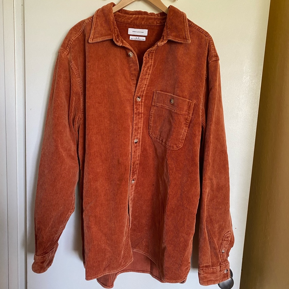 Urban Outfitters Corduroy Shacket Women’s Large (Fits XL/XXL)